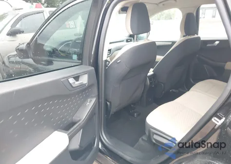 2020 Ford Escape Se z USA, uszkodzony, nr VIN 1FMCU0G60LUB62361